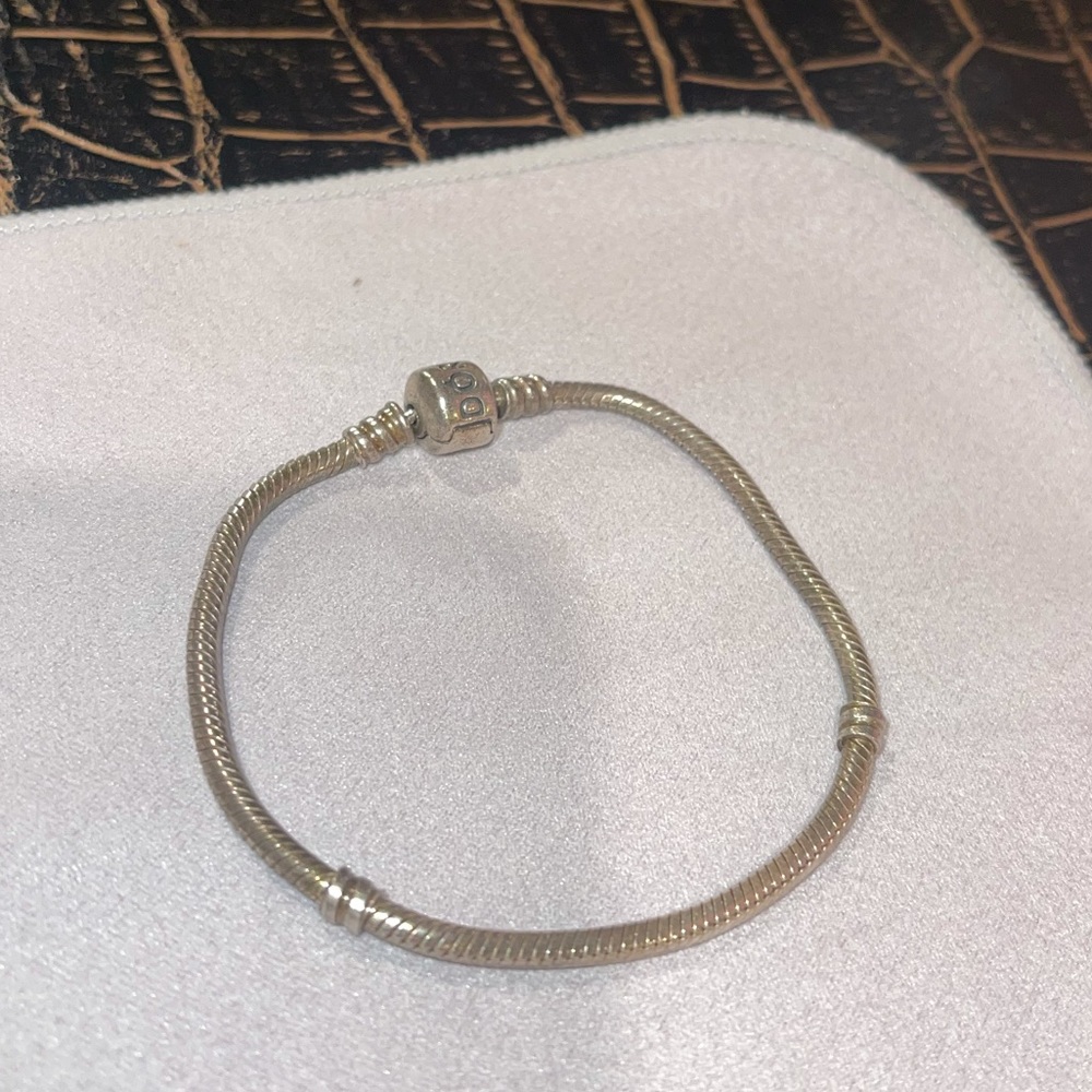 Pandora Moments Snake Chain Bracelet. Sterling Silver.